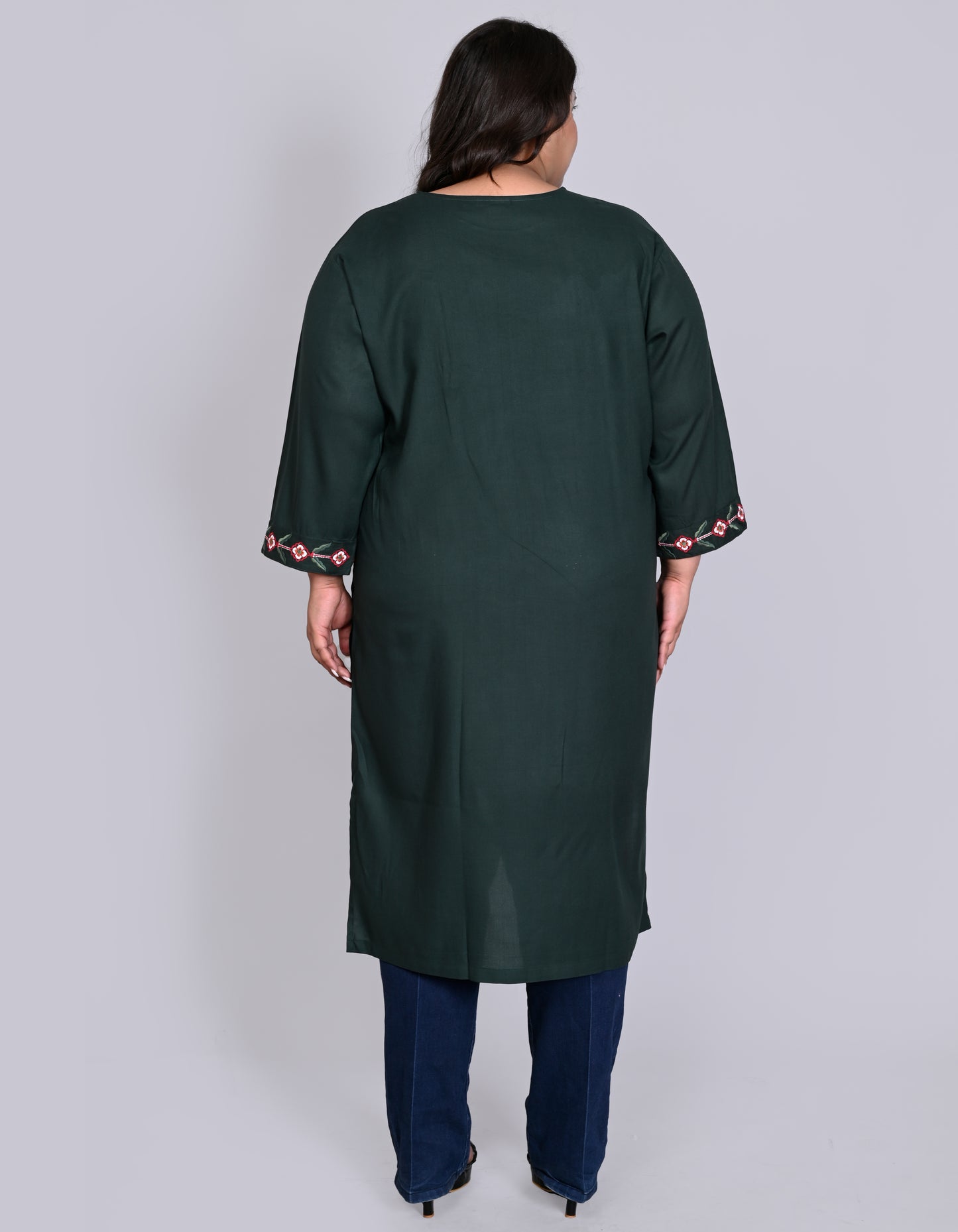 ANUSHIL Women Embroidered Straight Fit Kurta (Green)