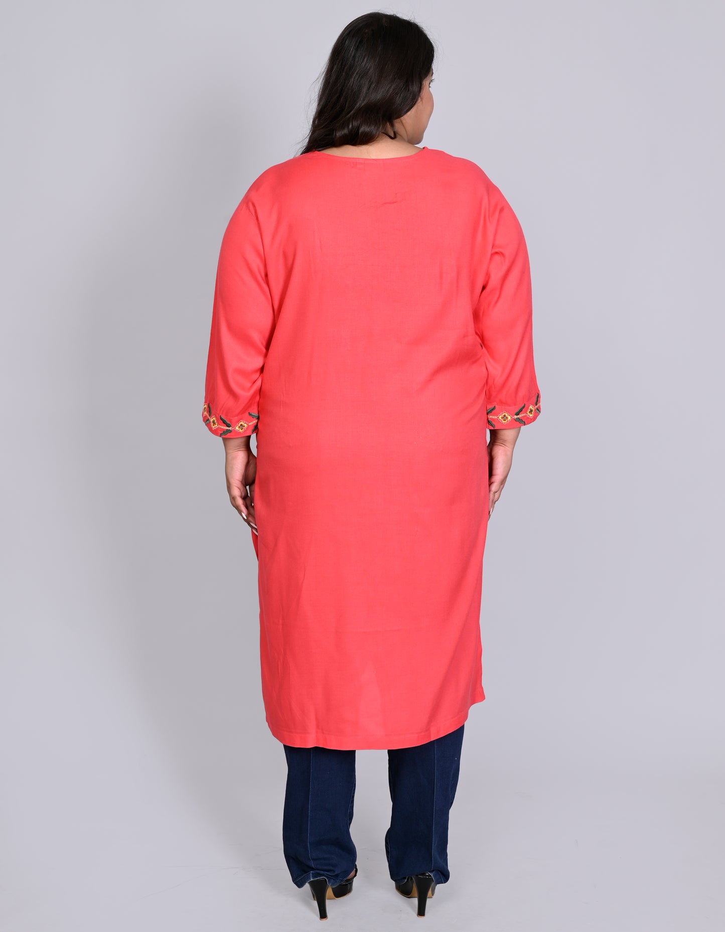 ANUSHIL Women Embroidered Straight Fit Kurta (Pink)