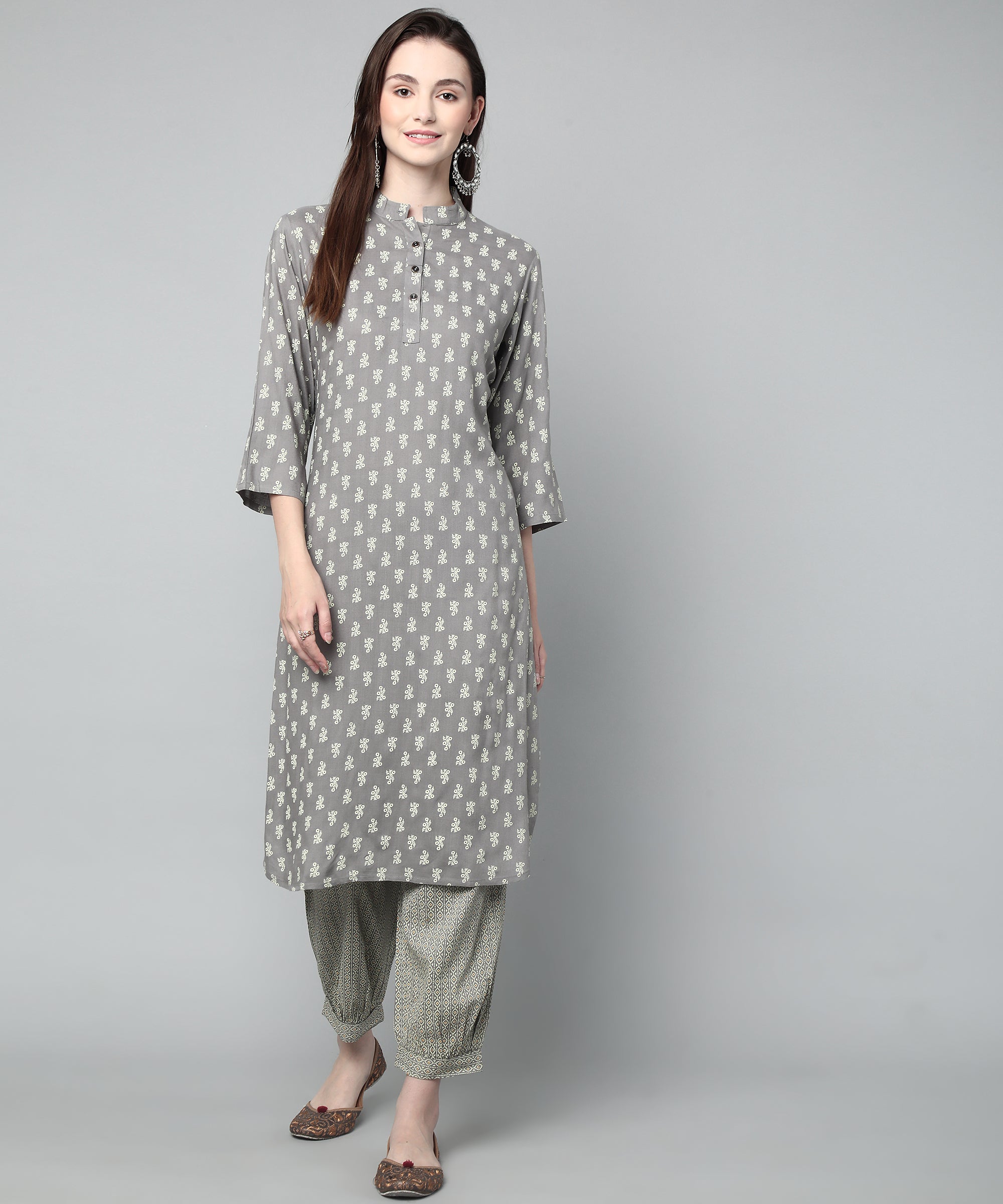 Akram Garment Banarasi Silk Patiala Suit for KIDS WEAR Set Of 4 | Udaan -  B2B Buying for Retailers