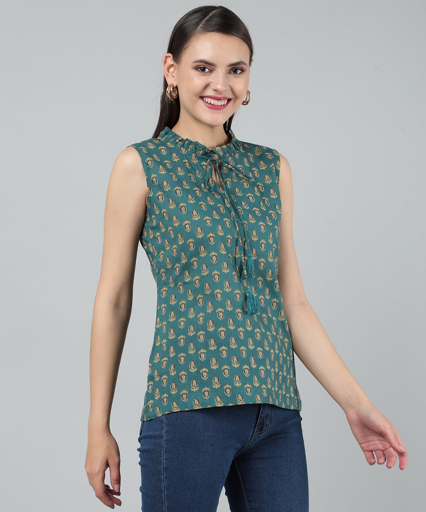 Cotton Printed Sleeveless Regular Fit Office Wear Casual Wear Top, Green