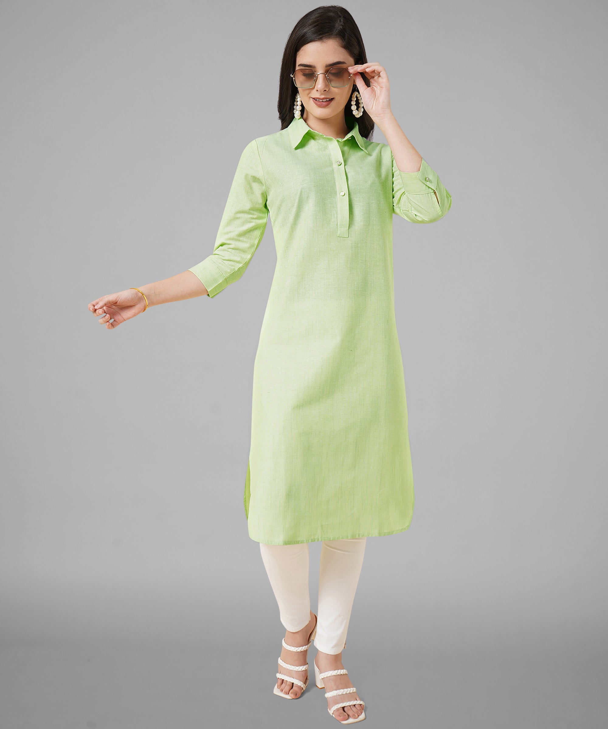 Sky Blue Lawn Kurti with yellow buttons on neckline and bold cutted sleeves  – New Collection – Dezine & Rungs